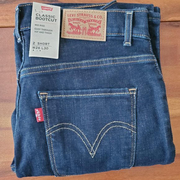 Levi's Classic Bootcut Jeans Dark Wash Size 2S - Picture 3 of 4